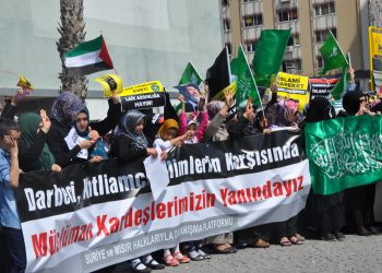 İzmir, Mısır ve Suriye’de ki Katliamları Lanetledi!