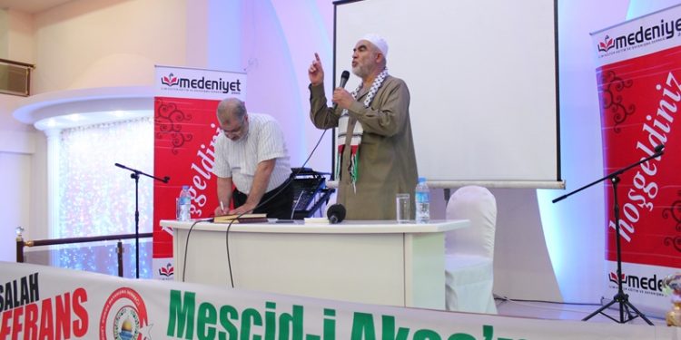 Raid Salah: Biz Ümitsiz Değiliz, Biz Korkak da Değiliz