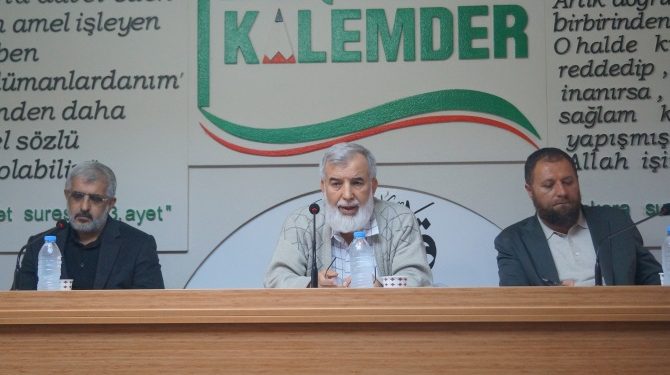 Kalemder’de Tâkva Bilinci ve Ahlâki Yozlaşma Paneli Yapıldı