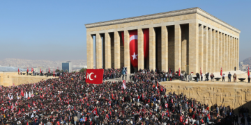 D.Mehmet Doğan; ‘Nevzuhur atatürkçülere Anıtkabir rehberi’