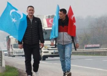 Doğu Türkistan için 4 gündür yolda