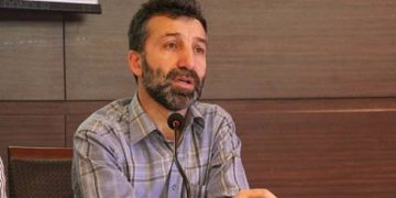 ‘Kitap Yüklü Eşekler’den Ne Kadar Farklıyız?