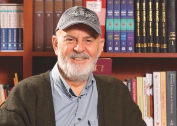 Mustafa Kutlu: Otorite
