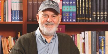 Mustafa Kutlu: Otorite