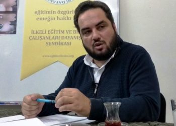 ‘Okulun esas işlevi devlete ‘vatandaş’, burjuvaziye işçi yetiştirmektir’