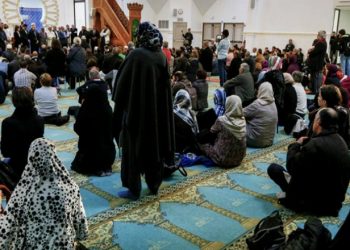 Paris’te Kadınların da İmam Olacağı “Liberal Cami(!)” Açılıyormuş