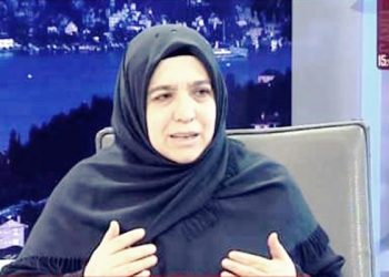 Fatma Tuncer: Rehavate mi kapılıyoruz?