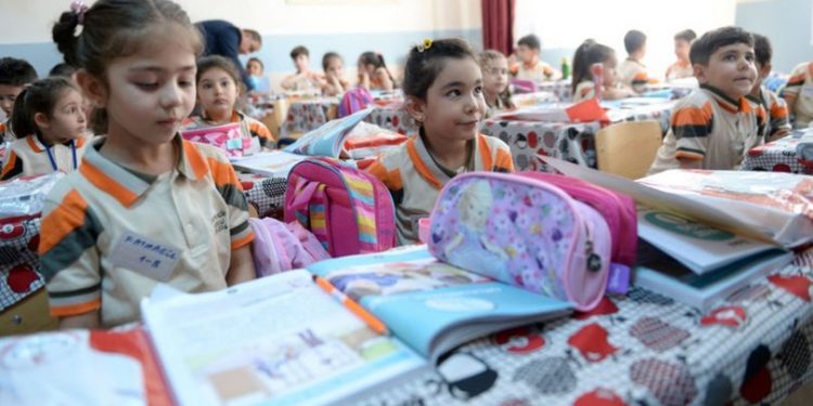 İngiltere’de eşcinsellik dersleri ilkokula indi, tartışma büyüyor