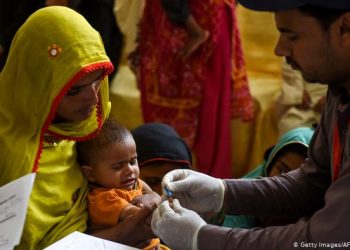 Pakistan’da Yüzlerce Çocuğa Neden HIV Bulaştı?