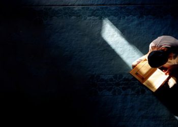 İslam’la İlişkimizi Doğru Zemine Oturtmak