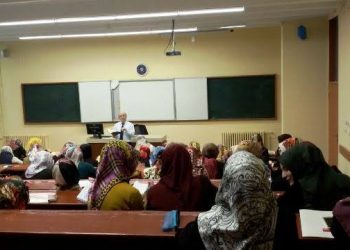 FETÖ, İlahiyat Öğrencilerini Dinden Soğuttu