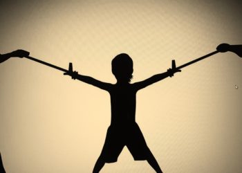 Üç Aile: Köle Baba Ailesi, Köle Kadın Ailesi, Bey Çocuk Ailesi