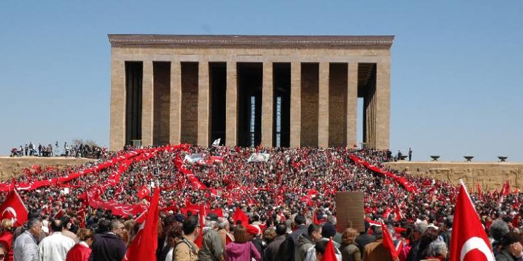 “Atalar Dini”ne Hayır, “Ata Dini”ne Evet mi?