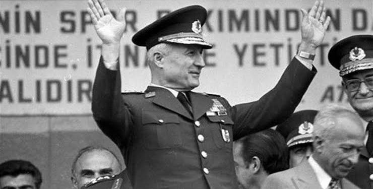 İsmini, Resmini Hatta Mümkünse Kokusunu Bile Kazımak Lazım