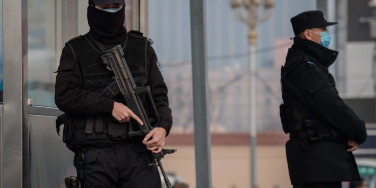 Koronavirüsün Görünmeyen Yüzü: Uygur Toplama Kampları da Tehdit Altında