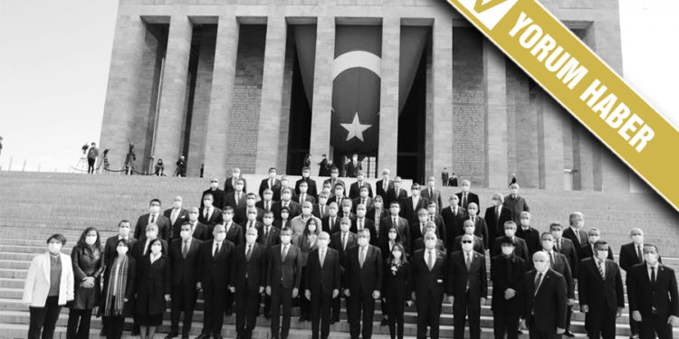 Venhar Yorum: Kemalizm Öyle Bir Salgındır ki..