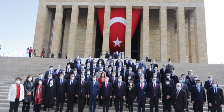 Anıtkabir’in Hürmetine, Ulu Önder’in Kerametine Güvenerek!..