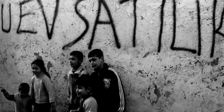 Satılık Evlerden, Satılık Kentlere…