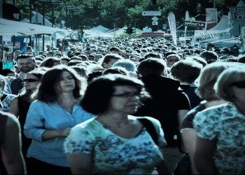 Hava Almak Üzere Bir Süre Çığrından Çıkmış Yazı