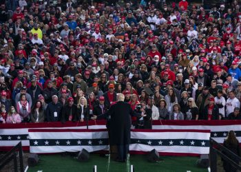 Trump, uluslararası sağ popülist hareketin başı artık