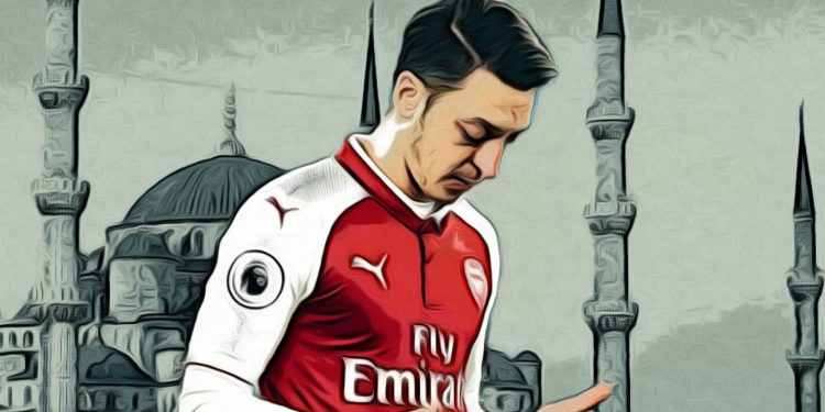 Mesut Özil’in Selefi Alimin Sözleriyle Yaptığı Paylaşım, İlahiyatçılar Arasında Tartışma Yarattı