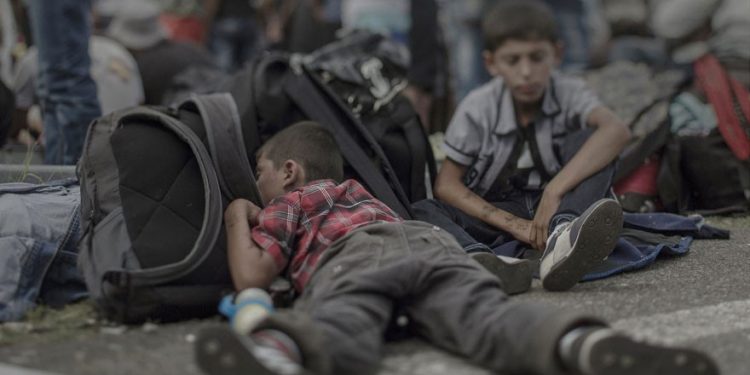 Suriyeli Çocuklar Geceleri Nerede Uyuyor?