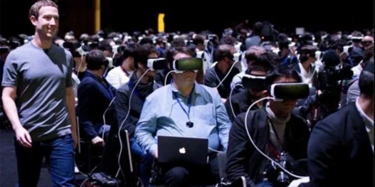 ‘Kendimizi taşımamalı, sanal olarak ışınlamalıyız’ diyen Zuckerberg’e göre, bu sayede işgücünün yarısı uzaktan çalışacak