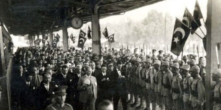 19 Mayıs’ı Kutlayanlar 18 Nisan’da Ne Olduğunu Bilirler mi?