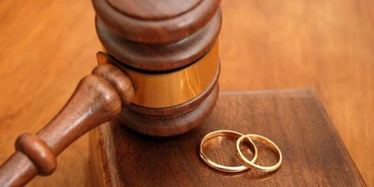 Seni Hiç Tanımamışım, Boşanalım!