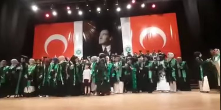 Mustafa Kemal’in Dindar Askerleri!