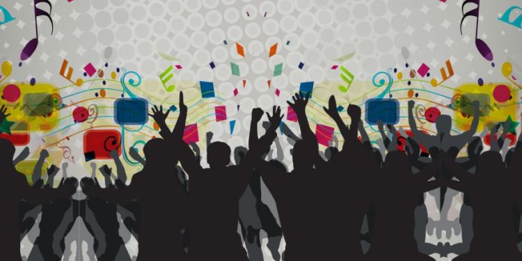 Sosyal Medya Çağının Üç Sloganı: “Sana Ne! Eğleniyoruz ya! El Âlemden Bana Ne!”