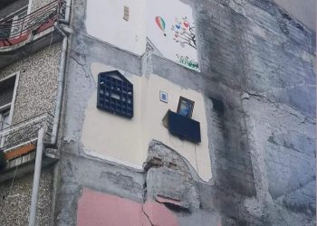 Umutla Korku Arasında
