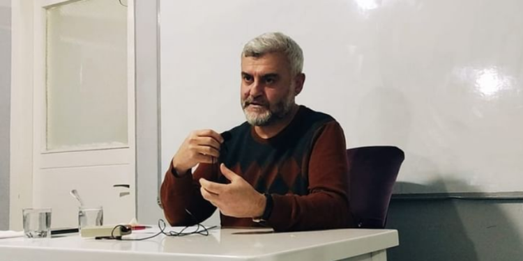 “Hak İle Dalâlet Arasında Ara Form Yoktur”