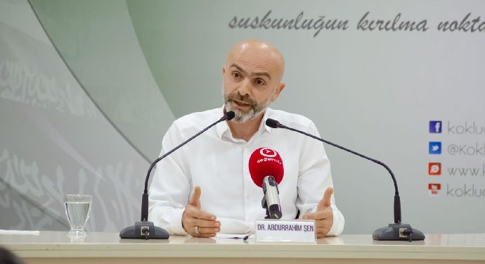 ‘Siyasal İslam’ var mı yok mu, ölü mü diri mi?