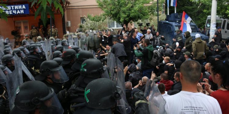 Kosova’nın Kuzeyinde Gerginlik