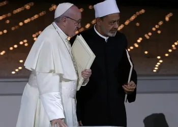 ‘Ümmet Bir Vadide, Alimler Başka Bir Vadide’