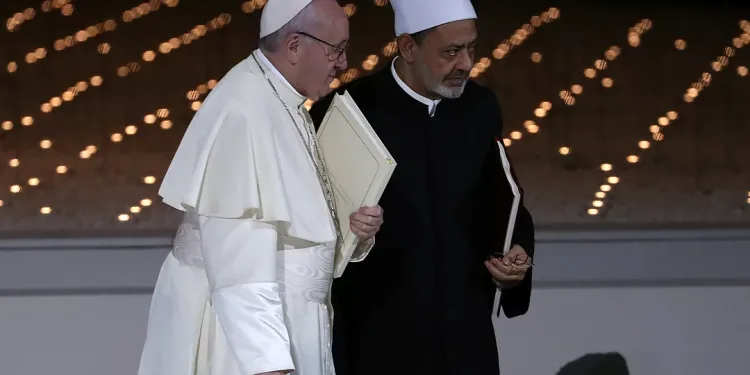 ‘Ümmet Bir Vadide, Alimler Başka Bir Vadide’