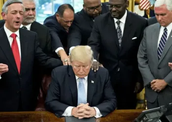 Mesih Trump!