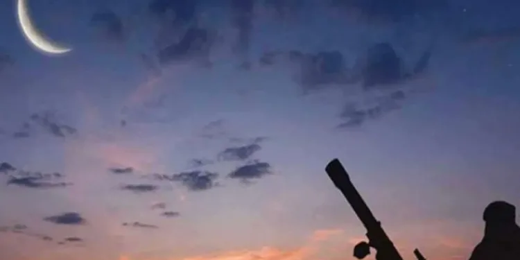 Güzel Şeydi Ufukta Hilali Aramak