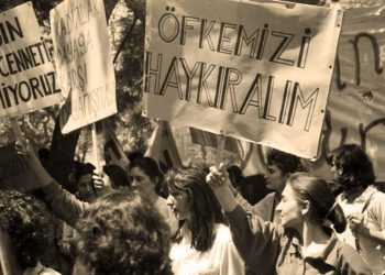 Kadın: Birey, Özgür, Mutsuz