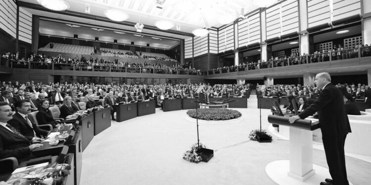 İklim Kanunu ve Küresel Isınma: Faturayı Kime Yazalım?