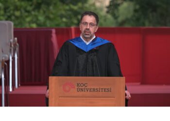 Daron Acemoğlu: Dünya’yı çalkalayan iki gelişme; demokrasinin çöküşü ve yapay zeka