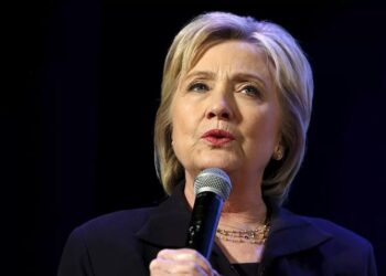 Clinton: Zor durumdayız; İran’da çok silah tükettik